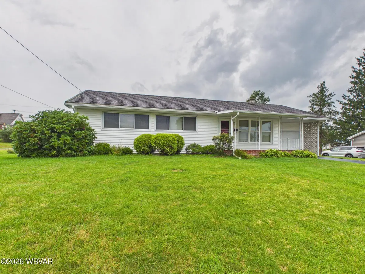 21 Mann Avenue, Mill Hall, PA 17751 - #1