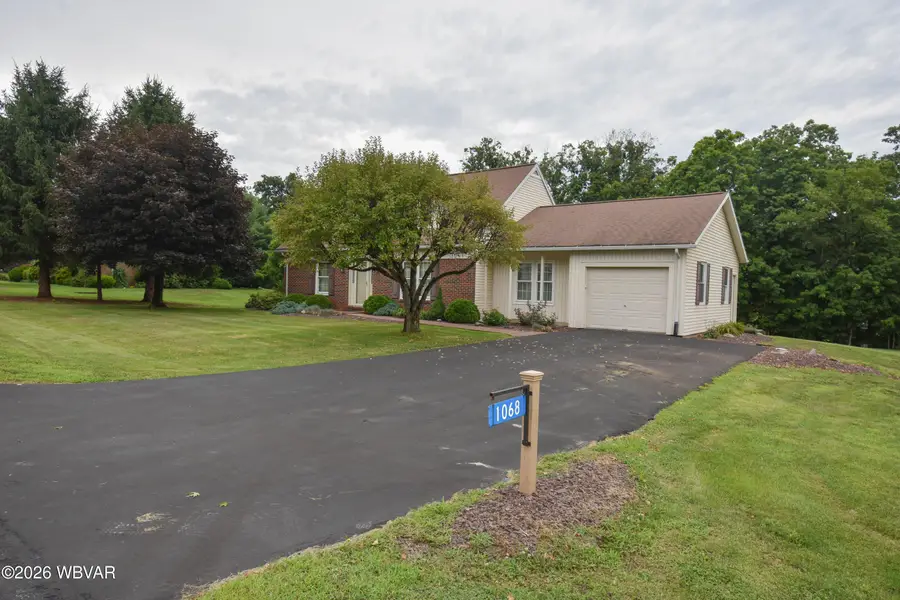 1068 E Cardinal Drive, Lock Haven, PA 17745 - #2