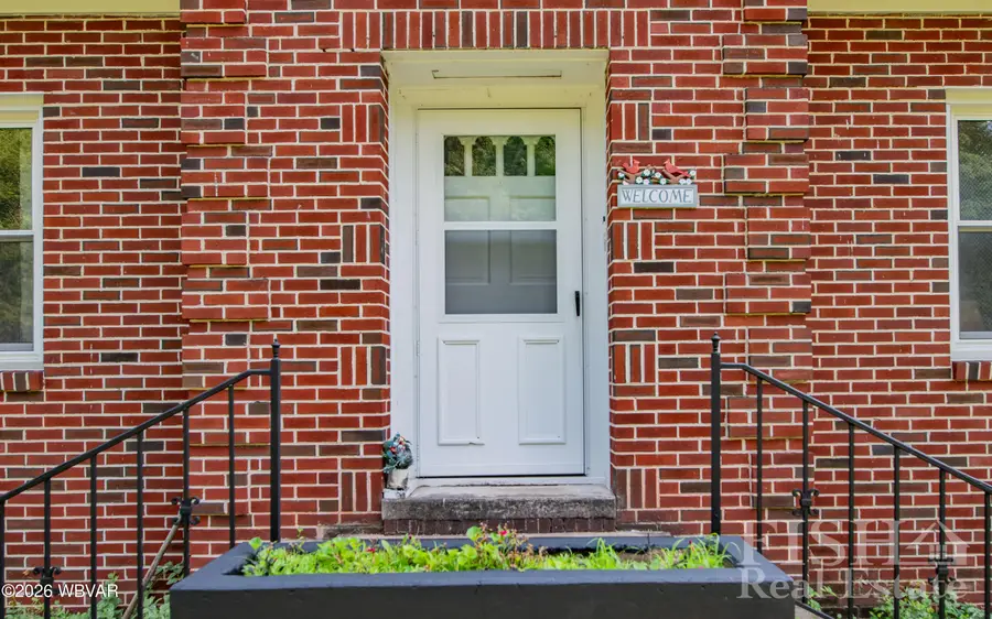 1228 Park Avenue, Lock Haven, PA 17745 - #2