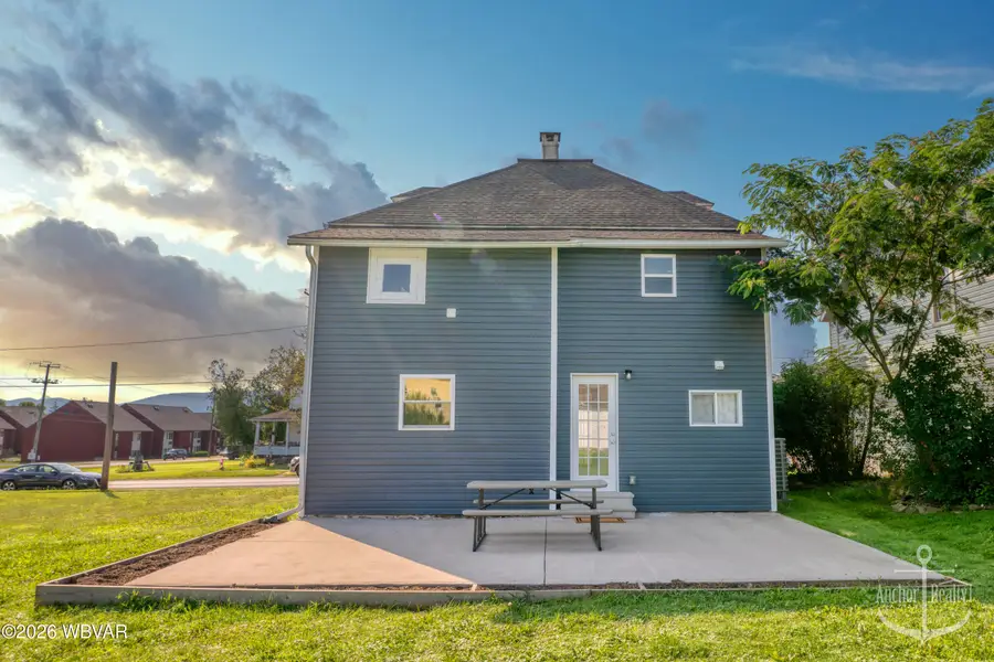 420 Prospect Avenue, Lock Haven, PA 17745 - #3