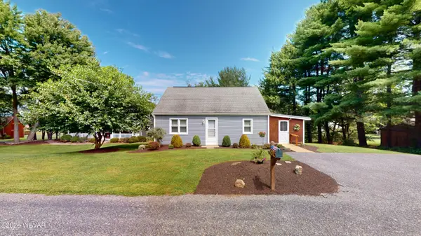 23 Charles Street, Montoursville, PA 17754