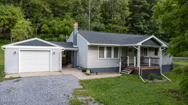 16 Danneker Drive, Williamsport, PA 17701
