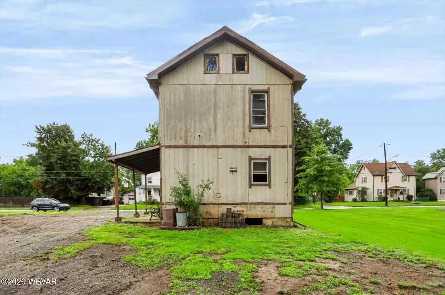1434 Warren Avenue, Williamsport, PA 17701 - #3