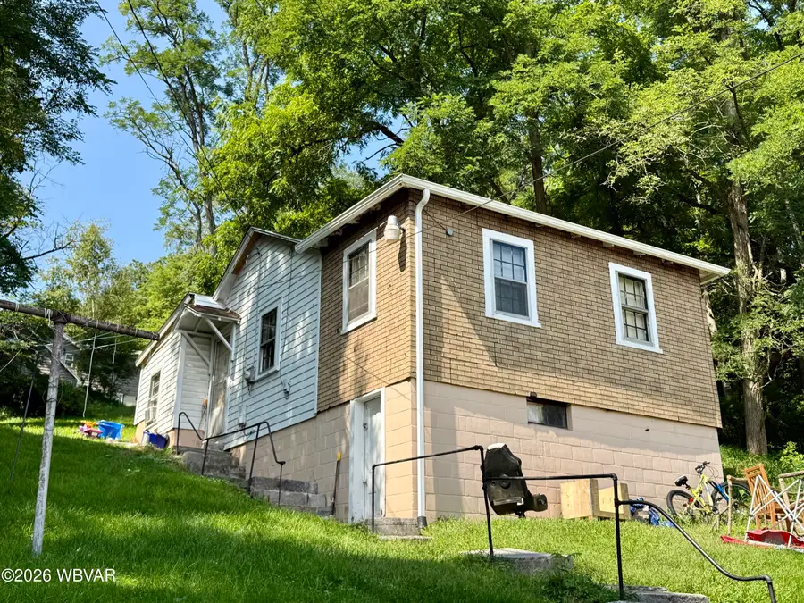 139 N Fairview Street, Lock Haven, PA 17745 - #2