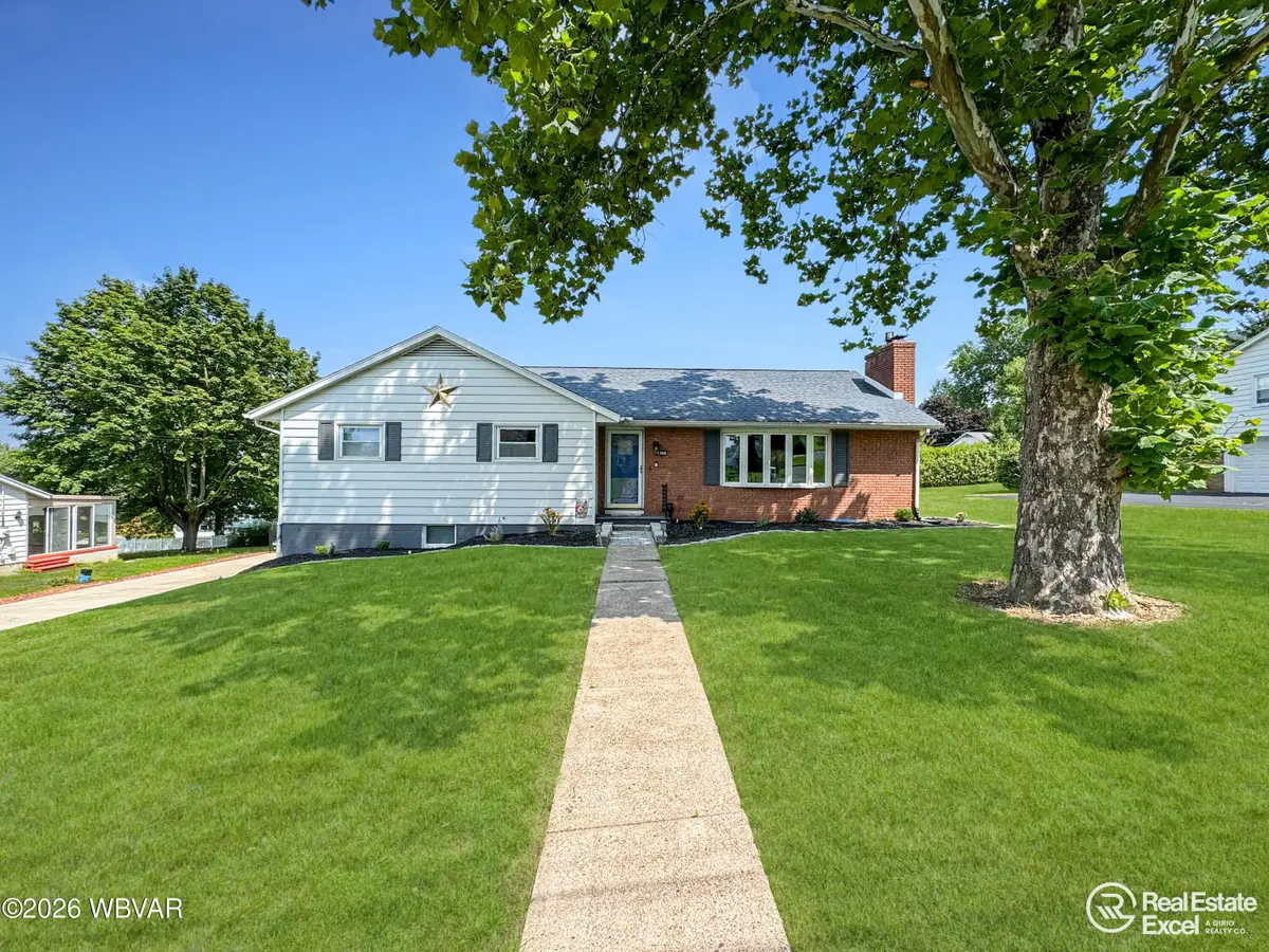 435 W Highland Avenue, Williamsport, PA 17702 - #1