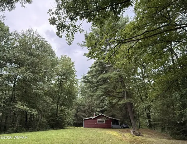 55 Berts Lane, Mill Hall, PA 17751