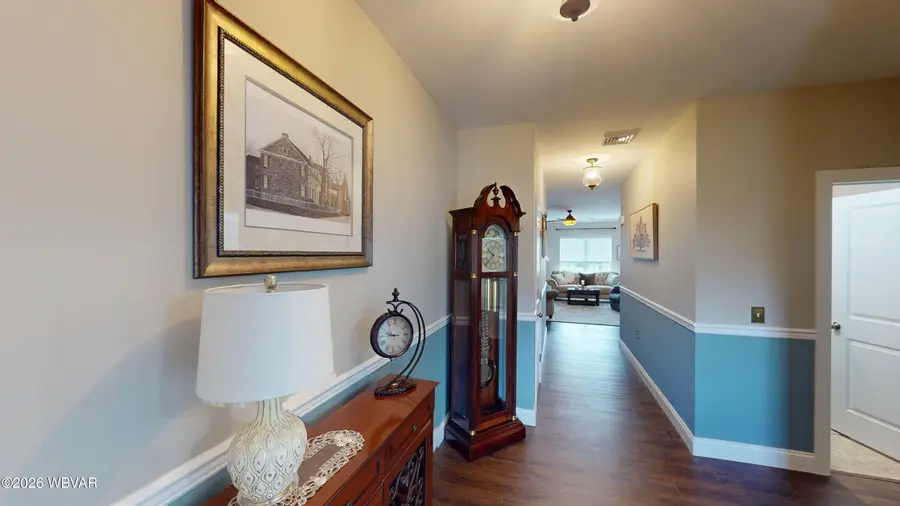 302 Sandy Circle, Milton, PA 17847 - #3