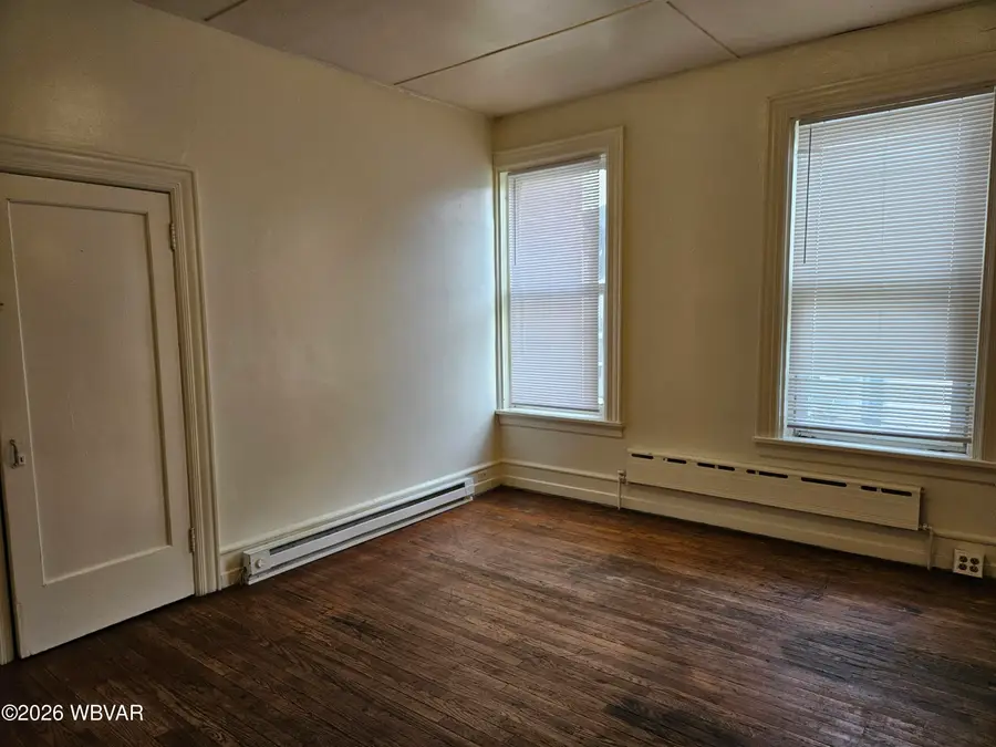 712 W 3rd Street, Williamsport, PA 17701 - #3