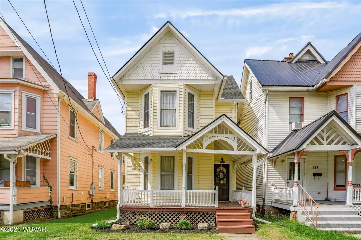 615 Cemetery Street, Williamsport, PA 17701 - #1