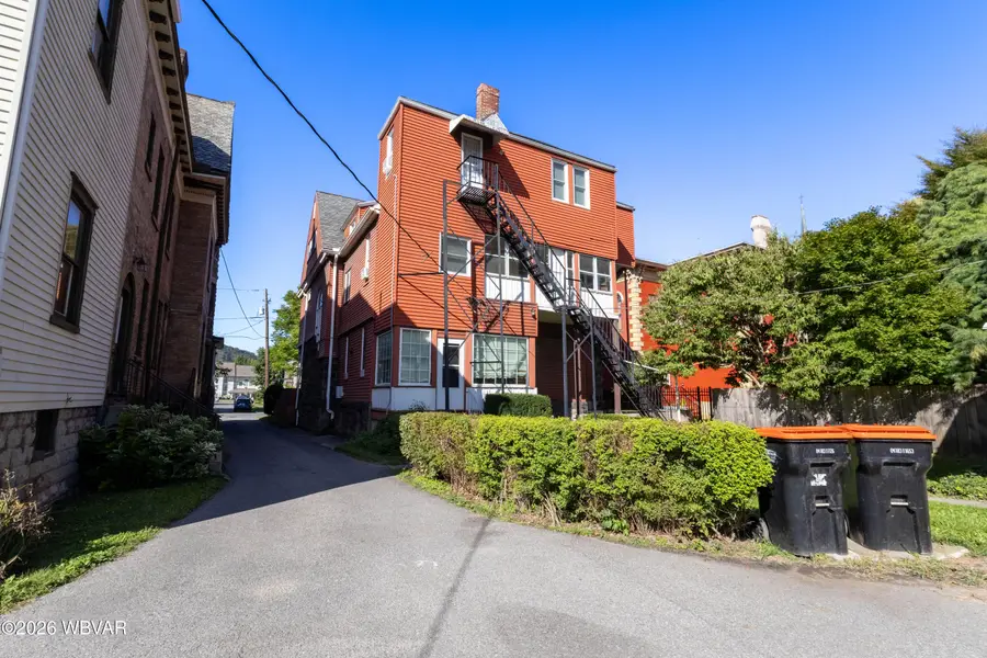 921 W 4th Street, Williamsport, PA 17701 - #3