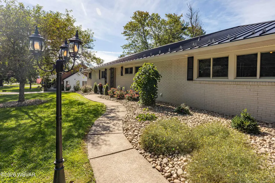 831 Park Avenue, Lock Haven, PA 17745 - #3