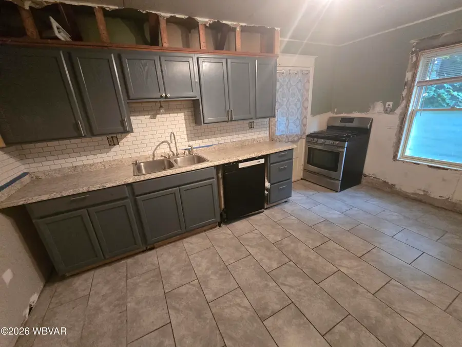 1004 Louisa Street, Williamsport, PA 17701 - #2