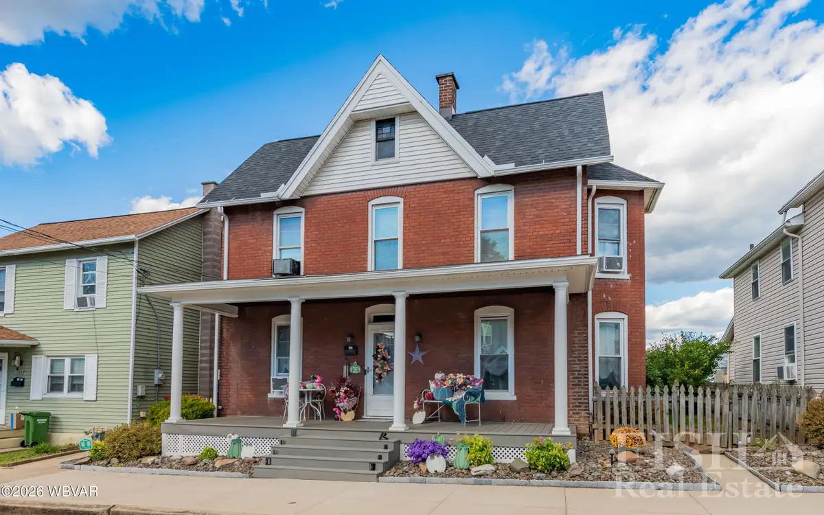 809 Tucker Street, Williamsport, PA 17701 - #1