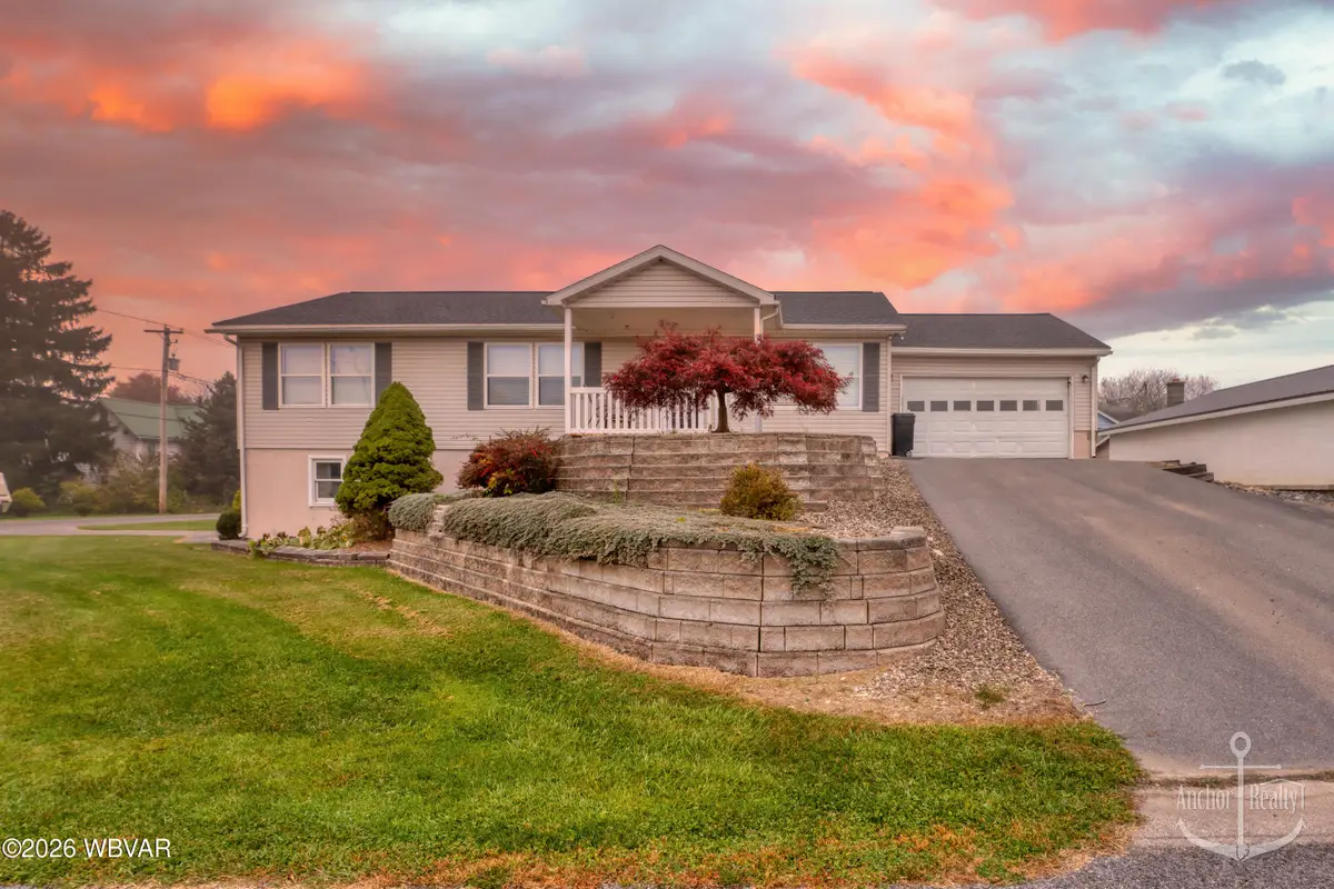 9 Seventh Street, Jersey Shore, PA 17740 - #1