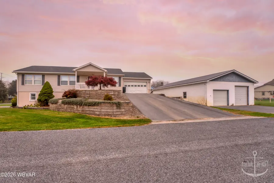 9 Seventh Street, Jersey Shore, PA 17740 - #2