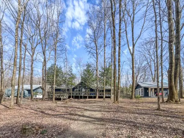 554 Carr Lane, Russell, PA 16345