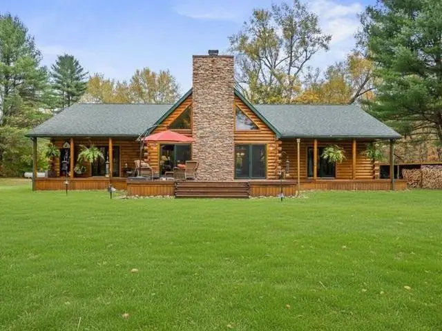 320 Riverview Dr, Tidioute, PA 16351 - #2