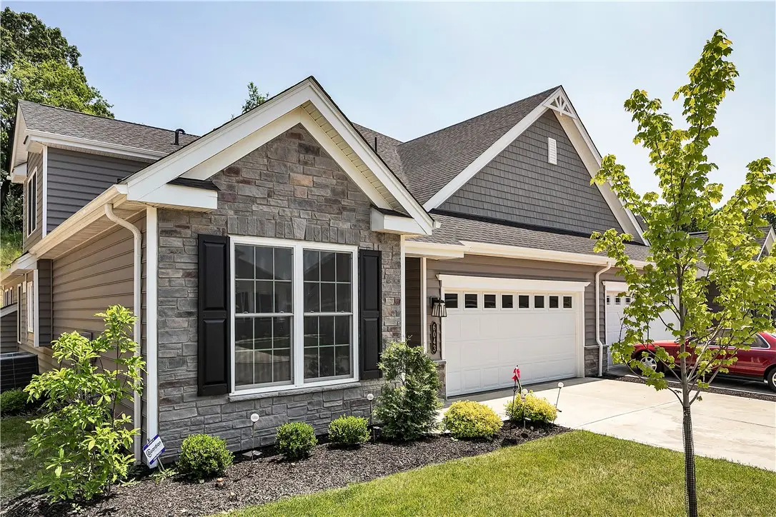 6043 Liberty Blvd., Gibsonia, PA 15044 - #1