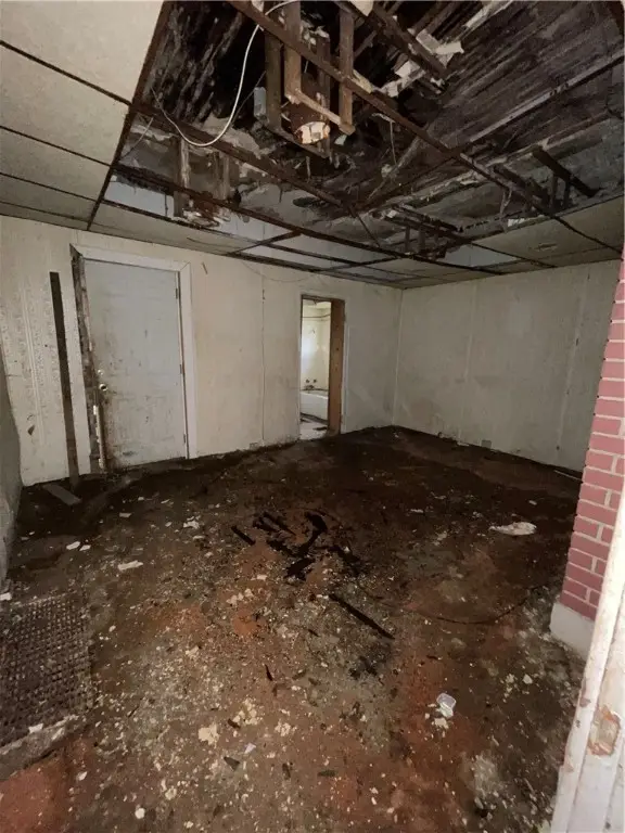 805 Oak St, Duquesne, PA 15110 - Image #2