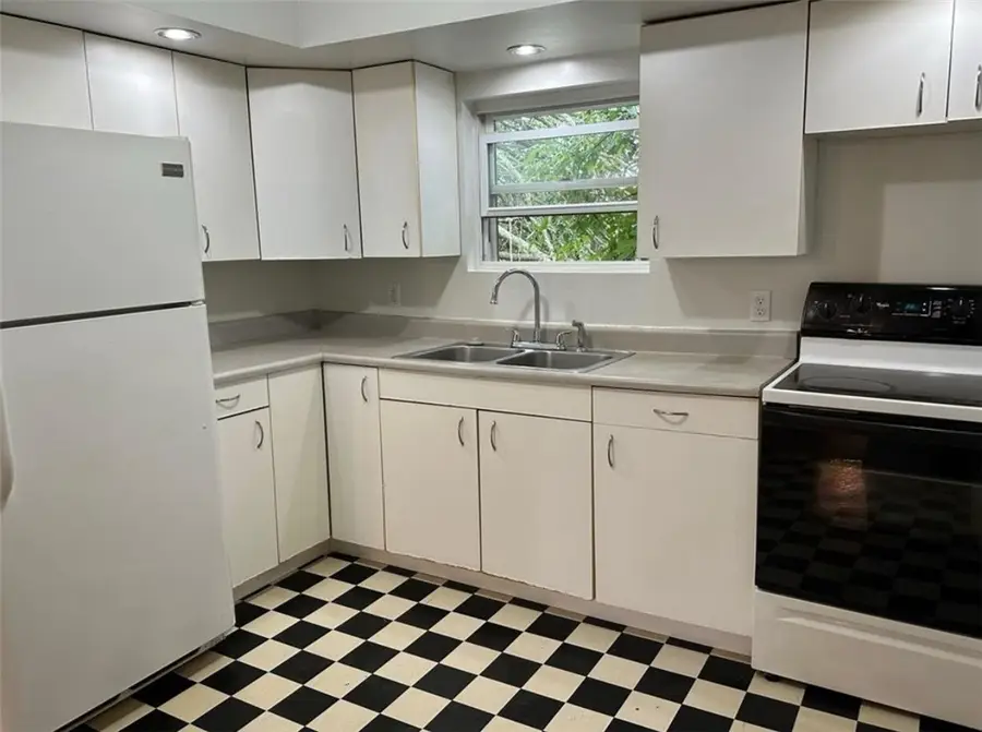 302 Penn Ave, Lyndora, PA 16045 - Image #2