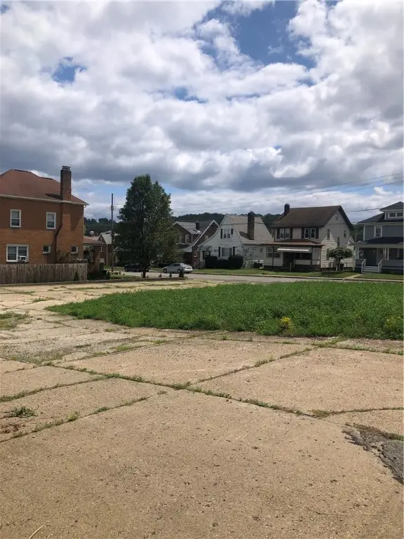 913 23rd St, Aliquippa, PA 15001 - Image #1