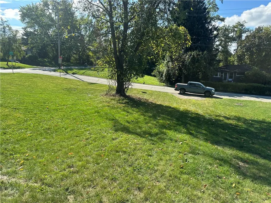 3767 Evergreen Dr, Monroeville, PA 15146 - Image #3