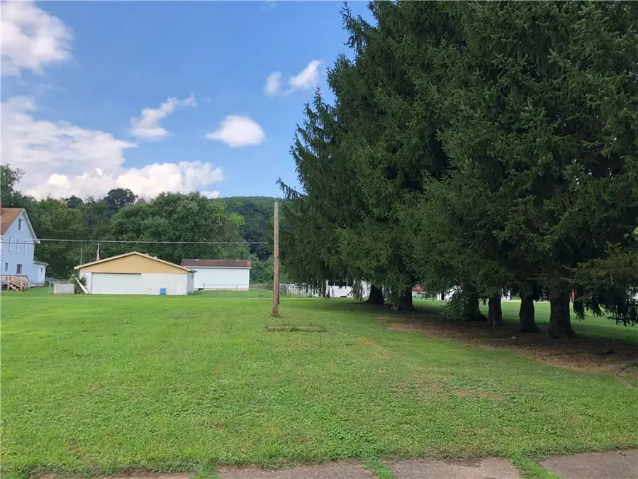 763 Maxwell Avenue, La Belle, PA 15450 - Image #3