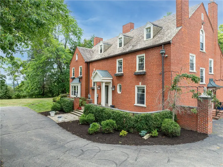 705 E Beau St, East Washington, PA 15301 - Image #3