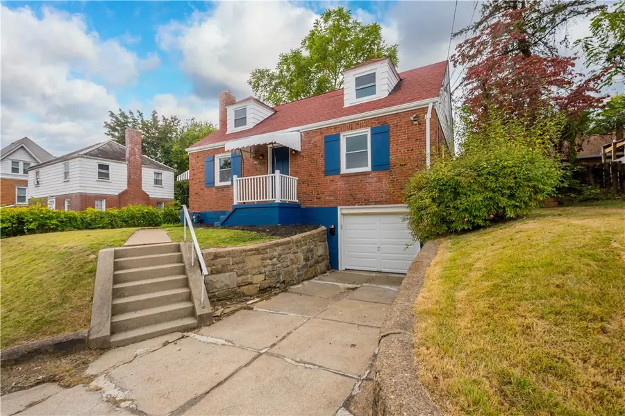 111 Clinton Dr, Penn Hills, PA 15235 - Image #2