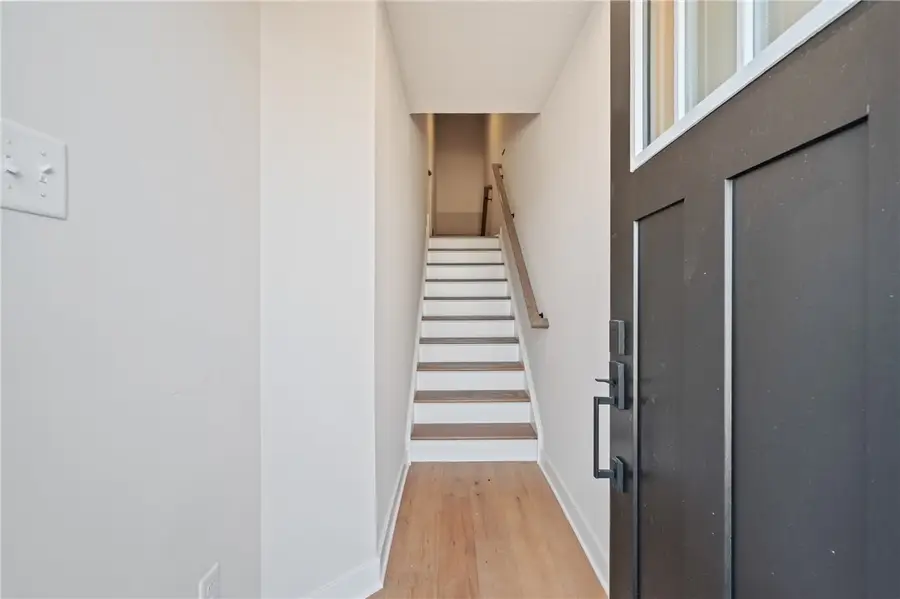 211 Yellowwood Drive, South Strabane Township, PA 15301 - Image #3