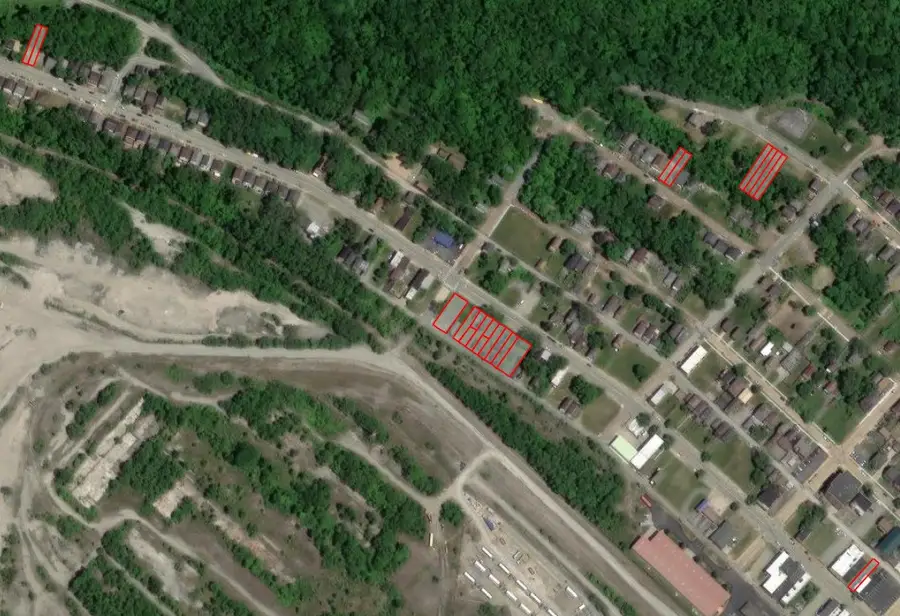 300 Midland Ave, Midland, PA 15059 - Image #2