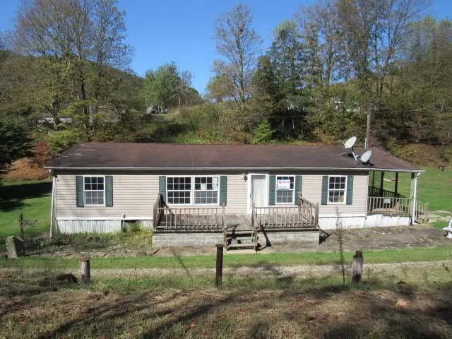 121 Hoy Run Road, Spraggs, PA 15362 - Image #1