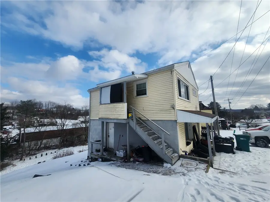 536 1/2 Butler Rd, West Hills, PA 16201 - Image #2