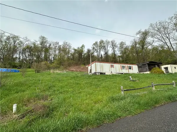 45 Colony Road, Smith, PA 15021