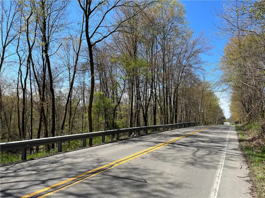 0000 Mercer Ave & Maple Dr, Hermitage, PA 16148 - Image #2