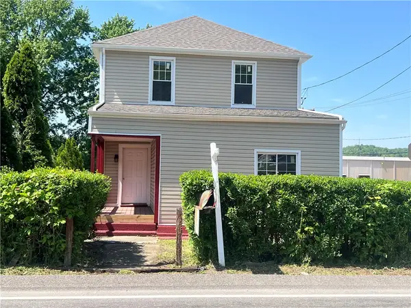 30 1st St, Leetsdale, PA 15056