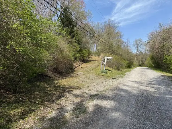 55 Dietrich, Fox Chapel, PA 15238