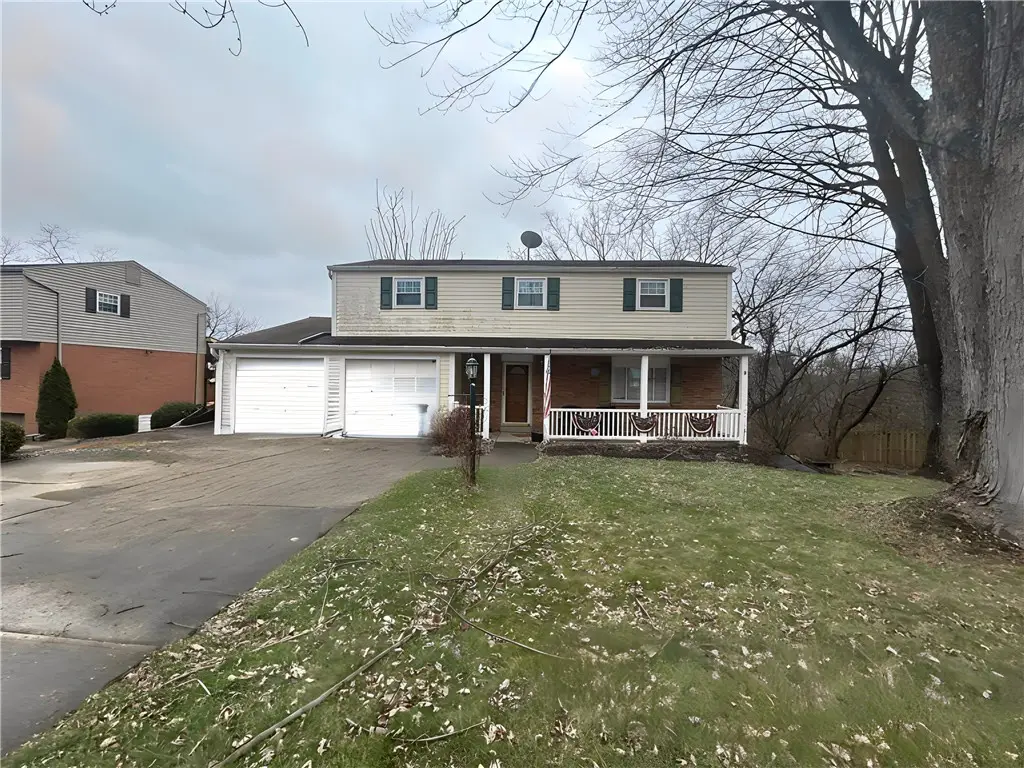 3106 Julie Dr, South Park, PA 15129 - Image #1