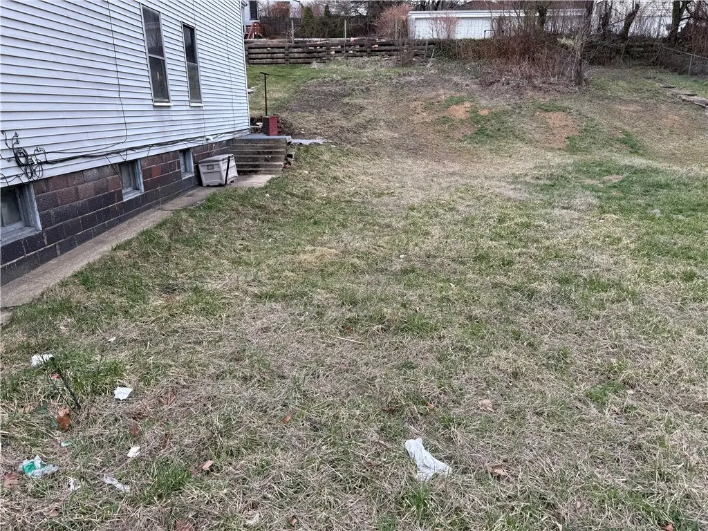 1043 Mckean Ave, Donora, PA 15033 - Image #1