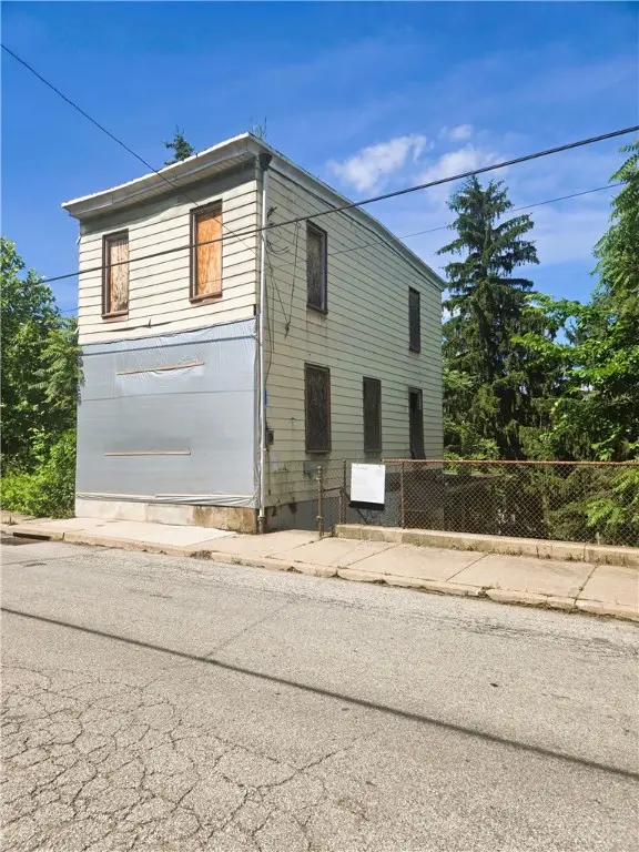 1922 Rhine St, Pittsburgh, PA 15212 - Image #1