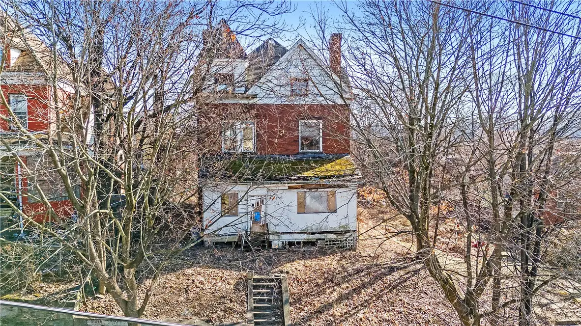 214 Tipton St, Hazelwood, PA 15207 - Image #1