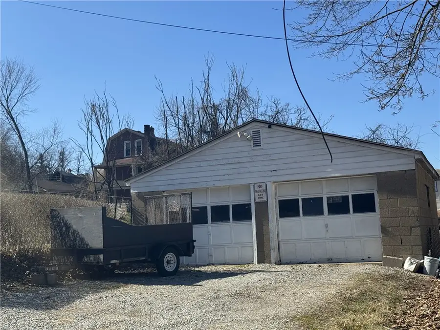 642 Irwin Street, Wall, PA 15148 - Image #3