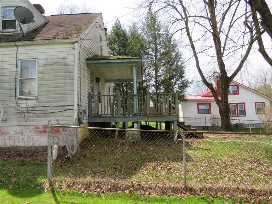 64 Valley Rd, Eighty Four, PA 15330 - Image #3