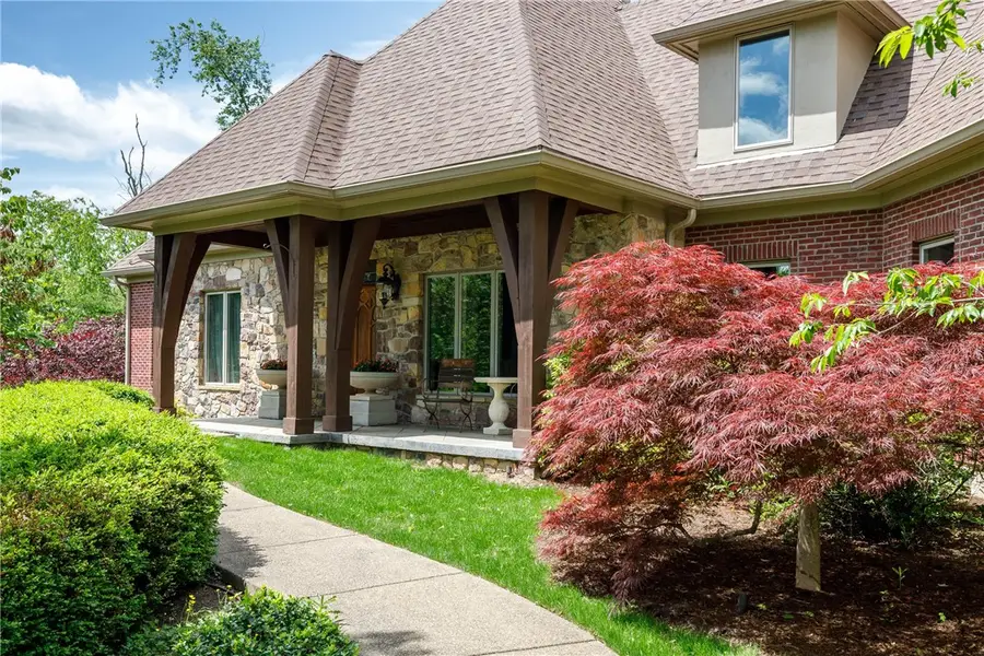 29 Virginia Ln, Cecil, PA 15317 - Image #2