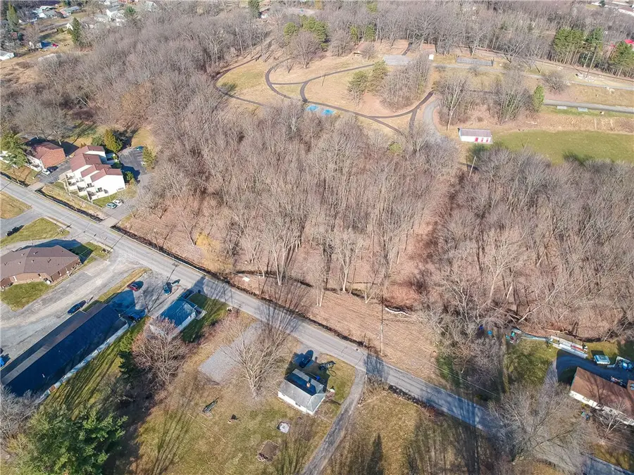 000 E Water St, Slippery Rock, PA 16057 - Image #2