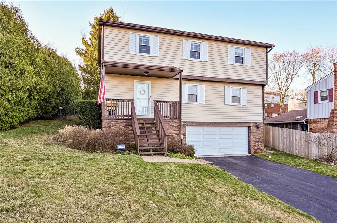 9217 Douglas Fir Dr, Plum, PA 15239 - Image #1
