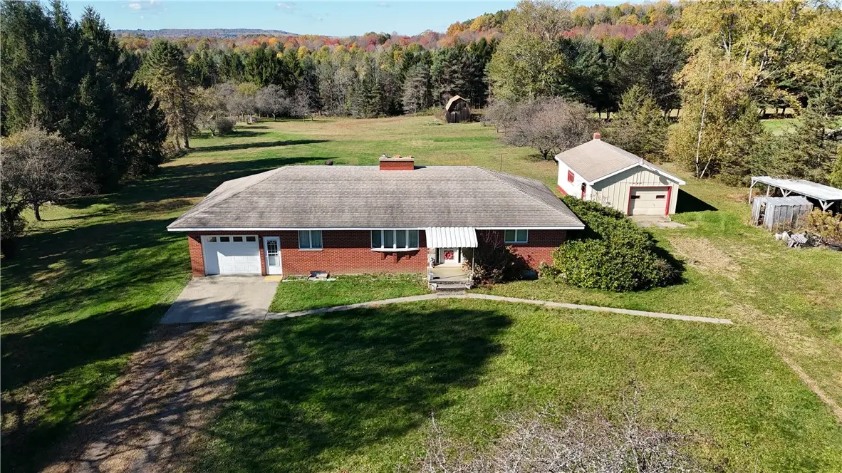 595 Wachob Dr, Oliver, PA 15767 - Image #1