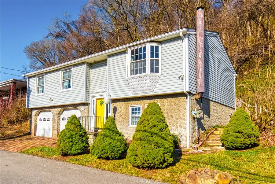 933 Mcintosh Drive, McKeesport, PA 15132 - Image #2