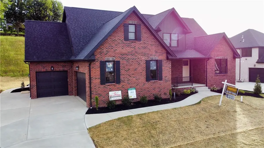 1037 Skyline Dr, Canonsburg, PA 15317 - Image #2