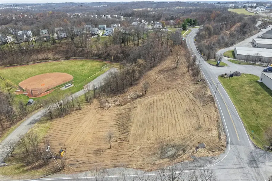 001 Spring Run Rd Ext, Findlay, PA 15108 - Image #3